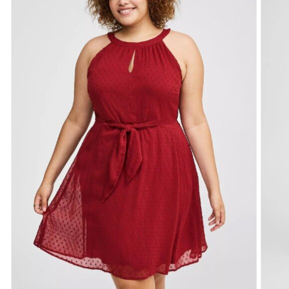 Torrid Mini Clip Dot Chiffon Halter Keyhole Dress -Size 5 - NWT - Picture 3 of 12